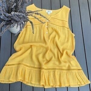 Style & Co shirt top yellow medium